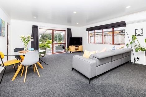 Photo of property in 83 Dixon Road, Glenview, Hamilton, 3206