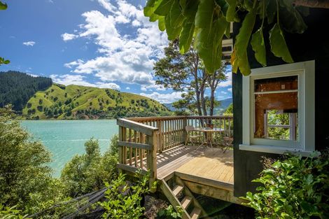 Photo of property in 700 Cable Bay Road, Cable Bay, Nelson, 7071