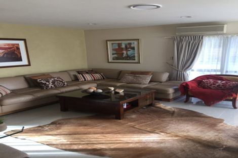 Photo of property in 46 Goldfinch Rise, Unsworth Heights, Auckland, 0632