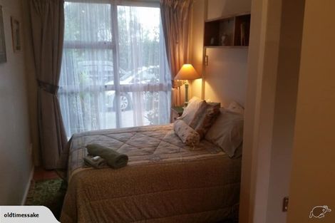 Photo of property in 18a Gledstane Road, Stanmore Bay, Whangaparaoa, 0932