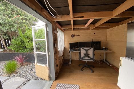 Photo of property in 1/38 Aeroview Drive, Beach Haven, Auckland, 0626