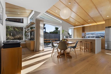 Photo of property in 186a Nile Road, Forrest Hill, Auckland, 0620