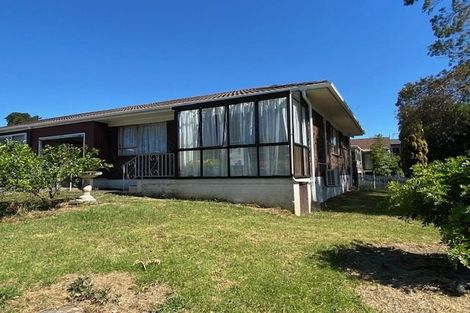 Photo of property in 2/21 Highland Park Drive, Highland Park, Auckland, 2010