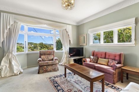 Photo of property in 55 Cashmere Avenue, Khandallah, Wellington, 6035