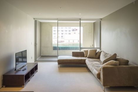 Photo of property in Sanctum Apartment, 10 Ebor Street, Te Aro, Wellington, 6011