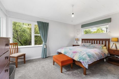 Photo of property in 62 Chester Road, Tawa, Wellington, 5028