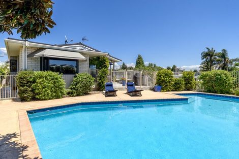 Photo of property in 17 Matua Road, Matua, Tauranga, 3110