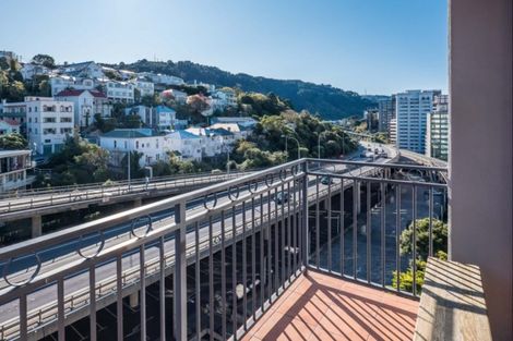 Photo of property in Atrium Towers, 6n/154 The Terrace, Wellington Central, Wellington, 6011