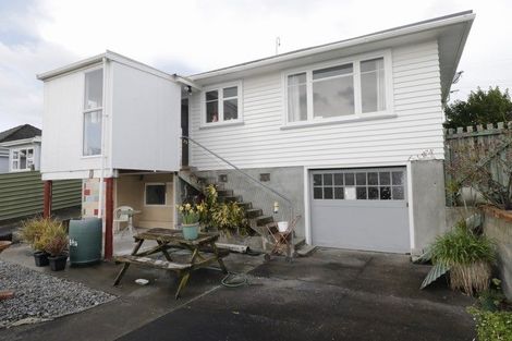 Photo of property in 100 Koromiko Road, Gonville, Whanganui, 4501
