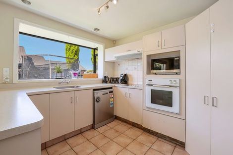 Photo of property in 34 Lowry Avenue, Redwood, Christchurch, 8051