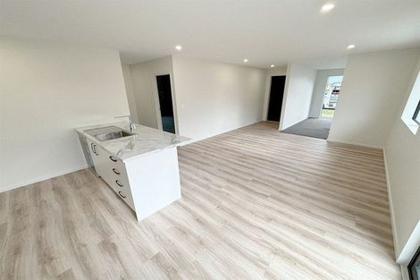 Photo of property in 24 Mehrtens Crescent, Woodend, 7610