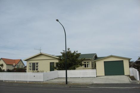 Photo of property in 1 Hastings Street, Kaikoura, 7300