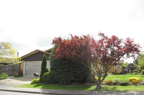 Photo of property in 28 Parkhouse Drive, Rangiora, 7400