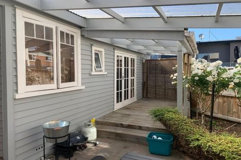 Photo of property in 8 Manning Street, Hamilton Central, Hamilton, 3204