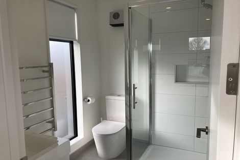 Photo of property in 52a Picton Avenue, Riccarton, Christchurch, 8011