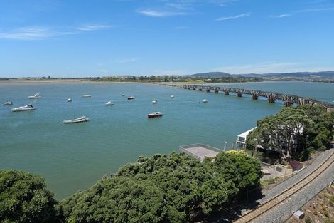 Photo of property in 12/72e Devonport Road, Tauranga, 3110