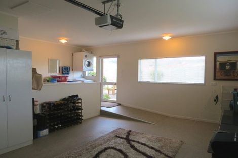 Photo of property in 4 Allman Drive, Coromandel, 3506