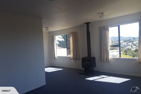 Photo of property in 8 Bobstay Lane, Whitby, Porirua, 5024