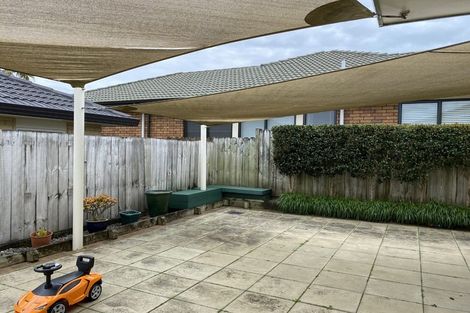 Photo of property in 1/4 Limerick Place, Dannemora, Auckland, 2016