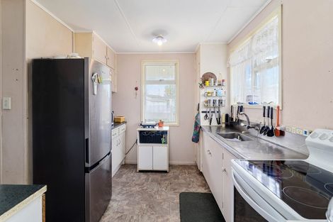 Photo of property in 28 Tania Crescent, Western Heights, Rotorua, 3015