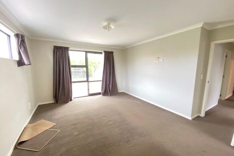 Photo of property in 16 Waiarohia Place, Hobsonville, Auckland, 0616