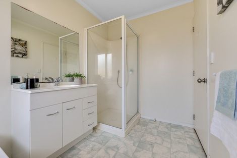 Photo of property in 2 Wentworth Drive, Rototuna North, Hamilton, 3210