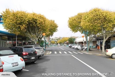 Photo of property in 52 Carlisle Road, Browns Bay, Auckland, 0630