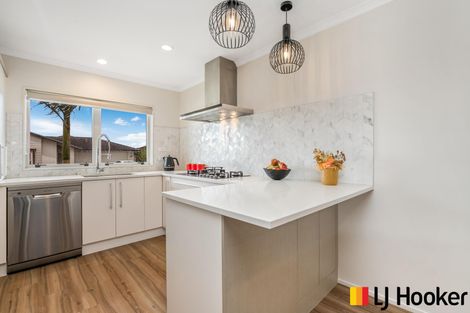 Photo of property in 7 Disley Road, Wattle Downs, Auckland, 2103