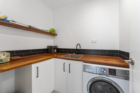 Photo of property in 33 Dunstan Street, Otaki, 5512