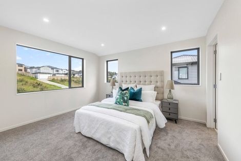 Photo of property in 28 Cirrus Way, Ranui, Auckland, 0612