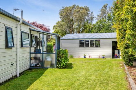 Photo of property in 21 Tawari Street, Inglewood, 4330