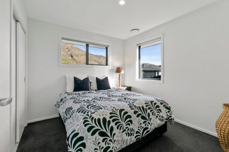 Photo of property in 31 Risinghurst Terrace, Lower Shotover, Queenstown, 9304