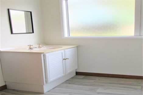 Photo of property in 67 Percy Dyett Drive, Karori, Wellington, 6012