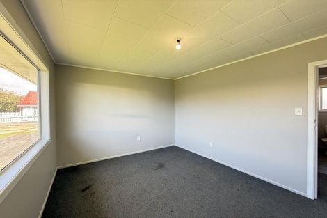 Photo of property in 27 Blake Street, Waitara, 4320