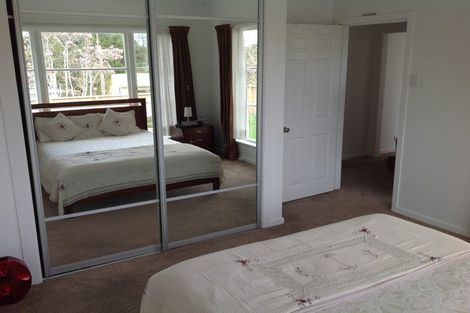 Photo of property in 9 Sylvan Crescent, Te Atatu South, Auckland, 0610