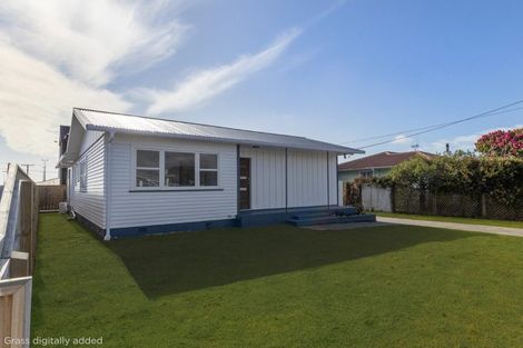 Photo of property in 21 Ferguson Street, Levin, 5510
