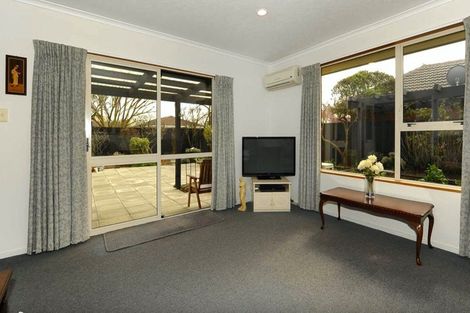 Photo of property in 38 Kintyre Drive, Broomfield, Christchurch, 8042