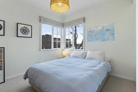 Photo of property in 73 Norwood Road, Bayswater, Auckland, 0622