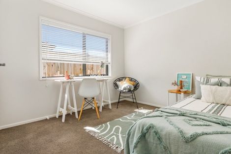 Photo of property in 11 Kahuparere Crescent, Pyes Pa, Tauranga, 3112