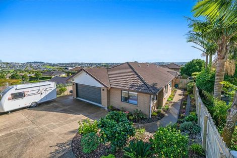 Photo of property in 14 Seamount Drive, Red Beach, 0932