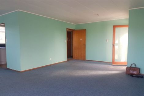 Photo of property in 84 Reynella Drive, Massey, Auckland, 0614