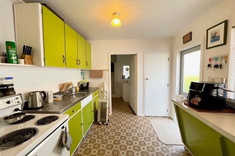 Photo of property in Mahora Court Flats, 25 Mahora Street, Kilbirnie, Wellington, 6022