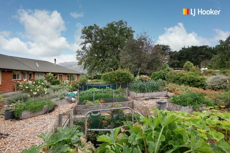 Photo of property in 16 Woodside Road, Woodside, Outram, 9073