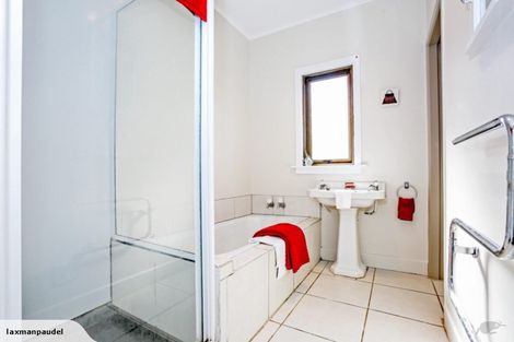 Photo of property in 1/445 Mount Albert Road, Mount Roskill, Auckland, 1041