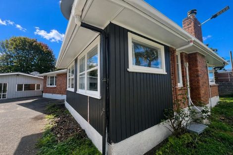 Photo of property in 463 Massey Road, Mangere East, Auckland, 2024