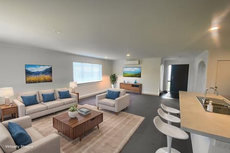 Photo of property in 28 Regis Park Drive, Pukekohe, 2120