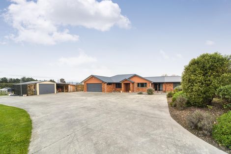 Photo of property in 339 Stoney Creek Road, Kelvin Grove, Palmerston North, 4470