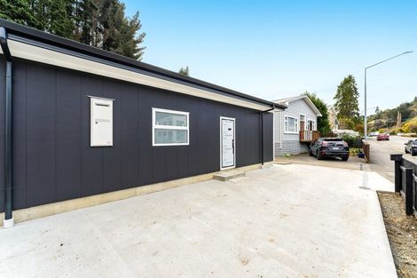 Photo of property in 394 Kaikorai Valley Road, Bradford, Dunedin, 9011