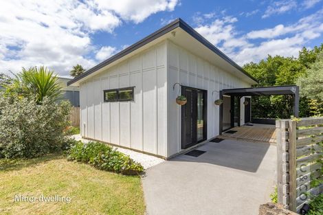 Photo of property in 855 State Highway 16, Waimauku, 0812