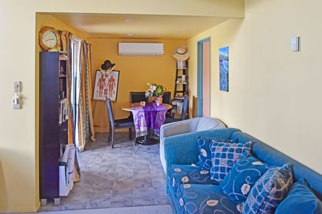 Photo of property in 12 Ahuriri Drive, Omarama, 9412